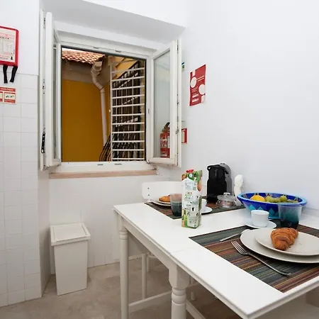 Apartment Praca Flores